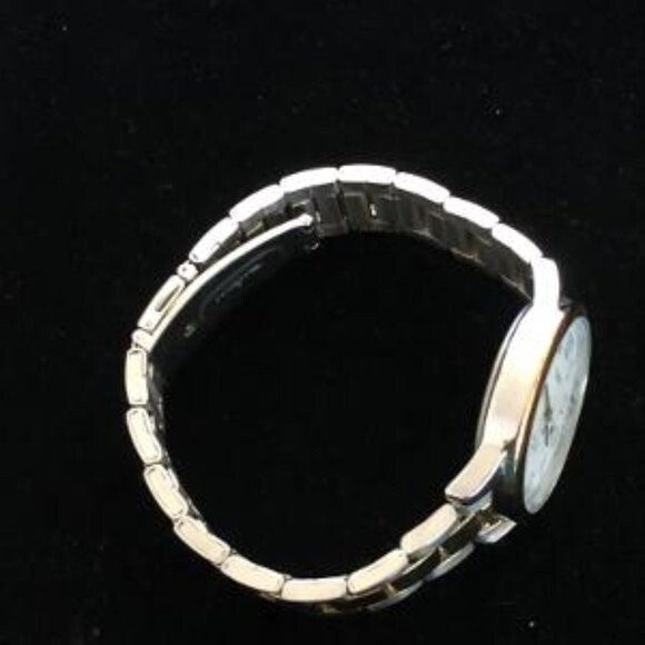 Timex Easy Reader Two-Tone Watch TW2R23500 - Picture 2 of 4